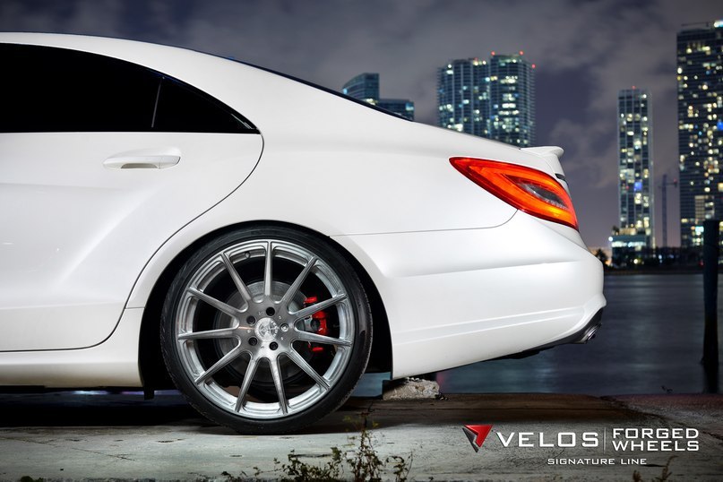 Mercedes-Benz CLS. - 5
