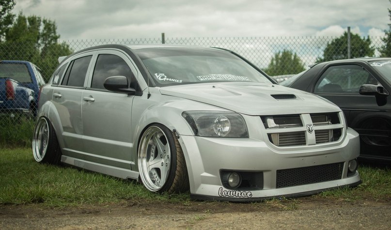 Dodge Caliber SRT-4.