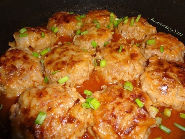 Ленивые голубцы.Ингредиенты:- мясной фарш 500 г- отварной рис 100 г- белокочанная капуста 200 гДля ...