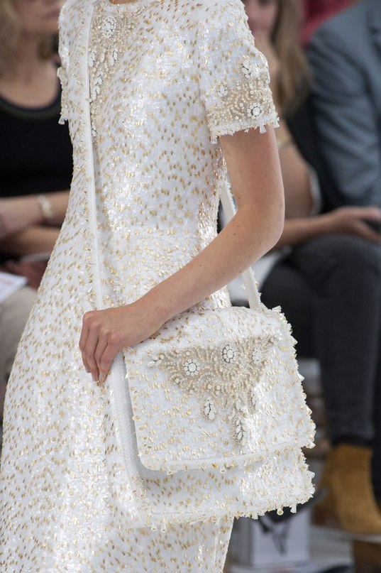 Chanel - 6