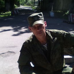 Volodya, 41, 
