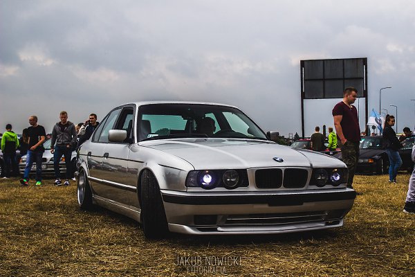 BMW 5 Series E34