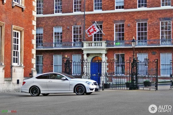 Mercedes-Benz C 63 AMG Coup Edition 125. - 5