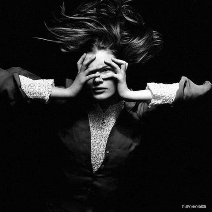 Человек врет фото. Лживость картинки. Человек лжет. Лицом к лжи. Лицом к лжи.