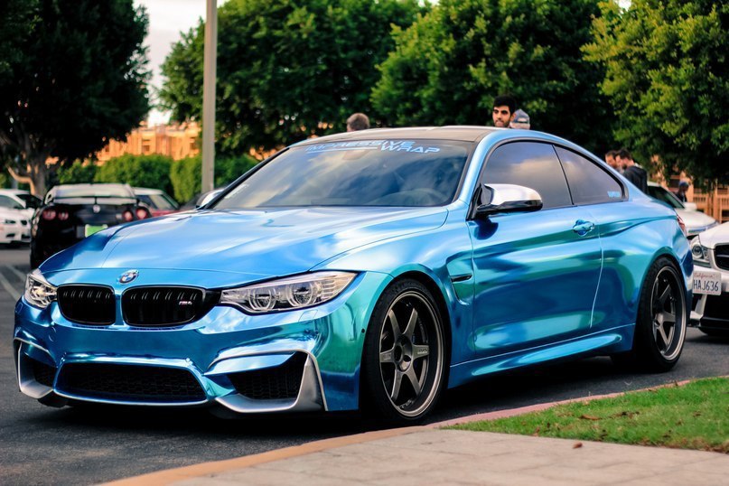 BMW M4.