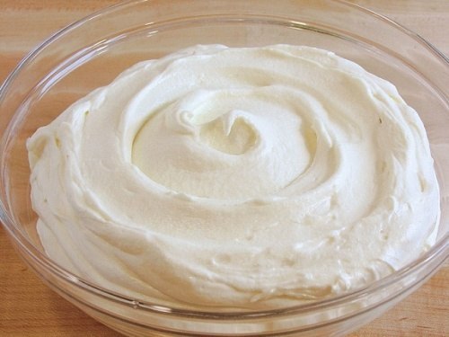 Обалденный творожный крем для тортиков - нереально вкусно и всего из 3 ингредиентов! Этот крем ...