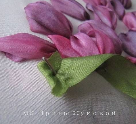 Букет тюльпанов из атласных лент - 9