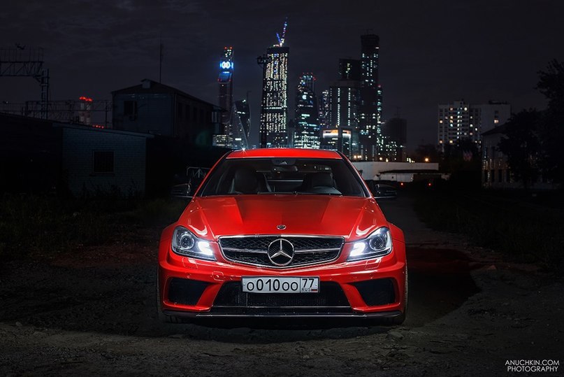 Mercedes-Benz C 63 AMG. - 2