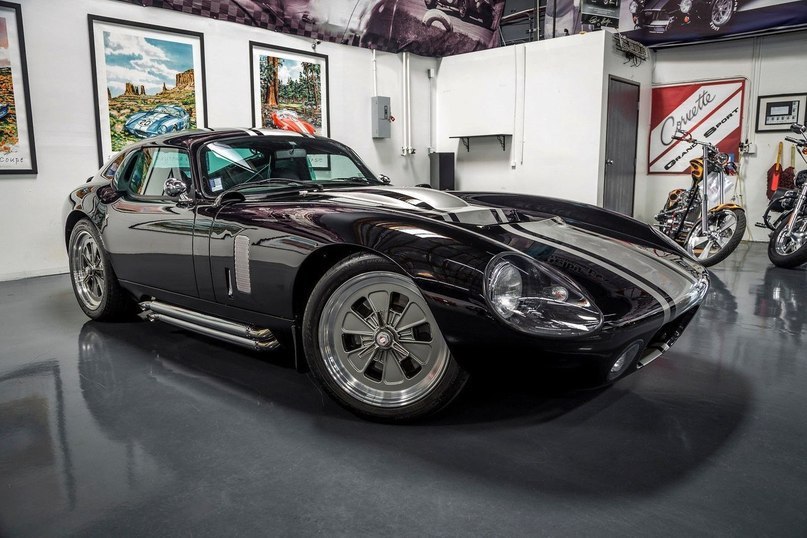 1965 Shelby Cobra Daytona Coupe. - 5