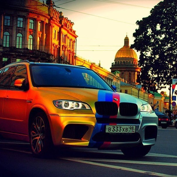 BMW ///M Gold