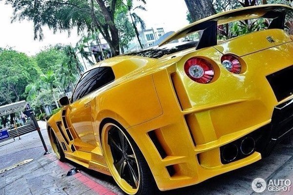 Nissan GT-R - 6