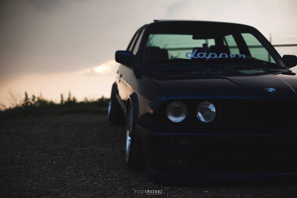 BMW 3 Series E30 - 6