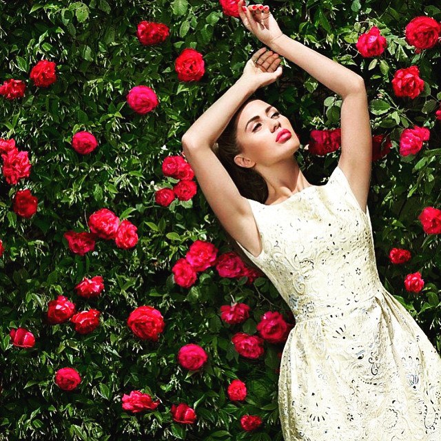 #lofficiel #loveisall. #victoriabonya