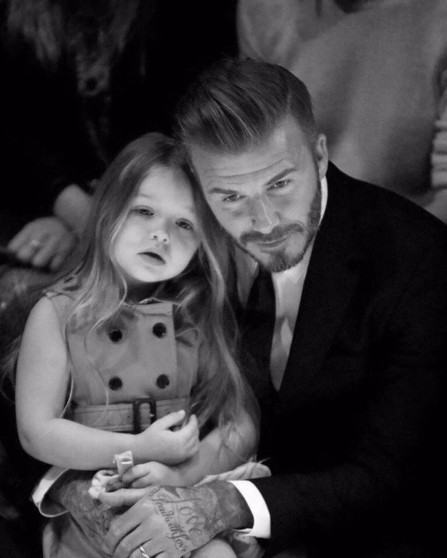 Beckham family at Burberry 2016 show - 6