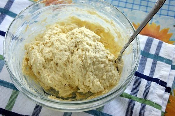 ЧЕБУРЕКИ НА КЕФИРЕ.Ингредиенты: 1 ст. кефира 1 яйцо соль по вкусу муки сколько ... - 4