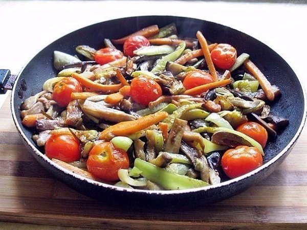 Экспресс-мясо.Ингредиенты:Мясо — 500 гЯйцо куриное — 2 шт.Горчица — 1 ст. л.Крахмал картофельный — ... - 6