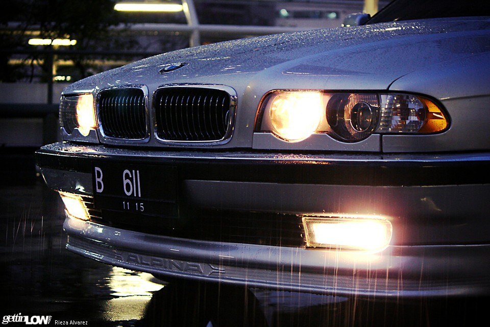 BMW 7 Series E38 - 5