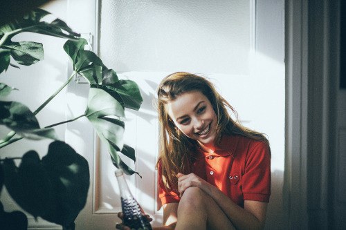 Человек познается в малом. Не в словах, слова лживы, даже не в делах, ими тоже можно обмануть, а в ...