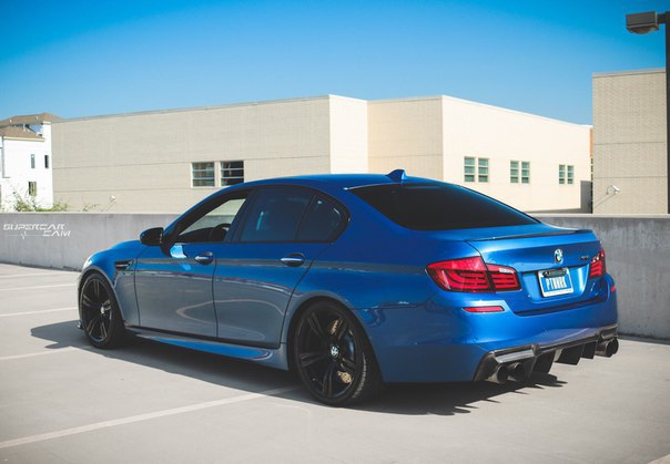 BMW M5 F10