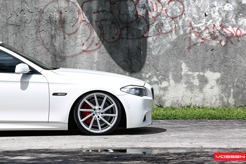 BMW 535i (F10). - 7