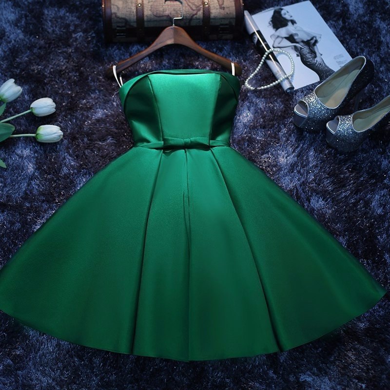 Стильные Зеленые Платья