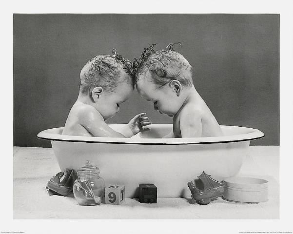 Пацан всегда остается пацаном. Ребенок трогает. Мальчики трогают друг друга рассказ. Мальчики трогают друг друга рассказ. Мальчики трогают друг друга рассказ.