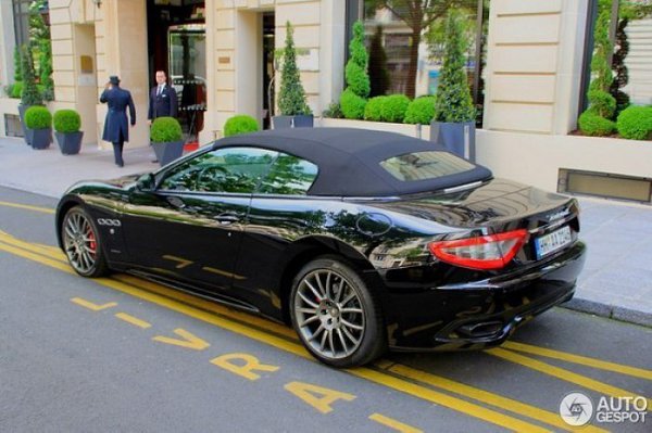 Maserati GranCabrio Sport. - 4