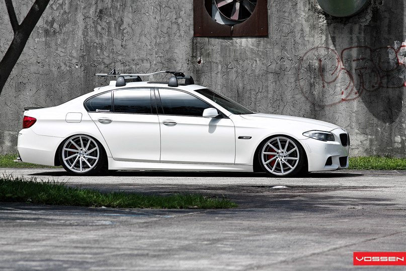 BMW 535i (F10). - 8