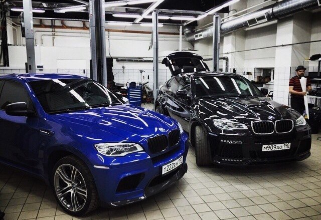 BMW X6M E71.