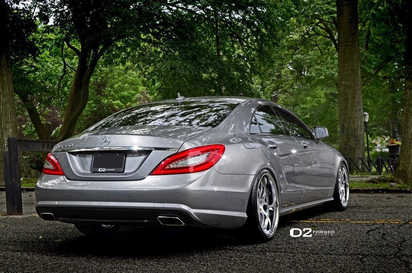 Mercedes-Benz CLS 550. - 8