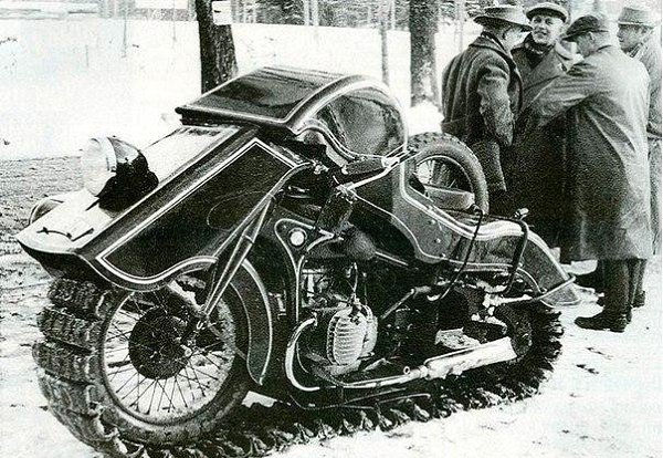     BMW R12