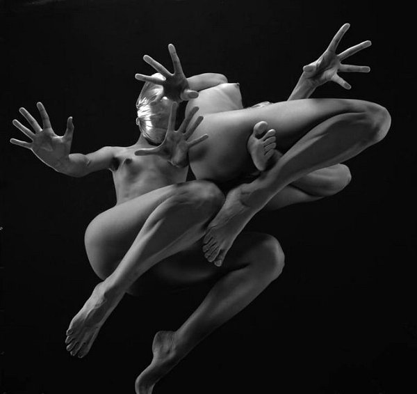 Елена и Виталий Васильевы (Vitaliy & Elena Vasilieva) — фотодуэт из Украины. Учились в Харькове. ... - 2