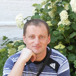 михаил, 42, Косов