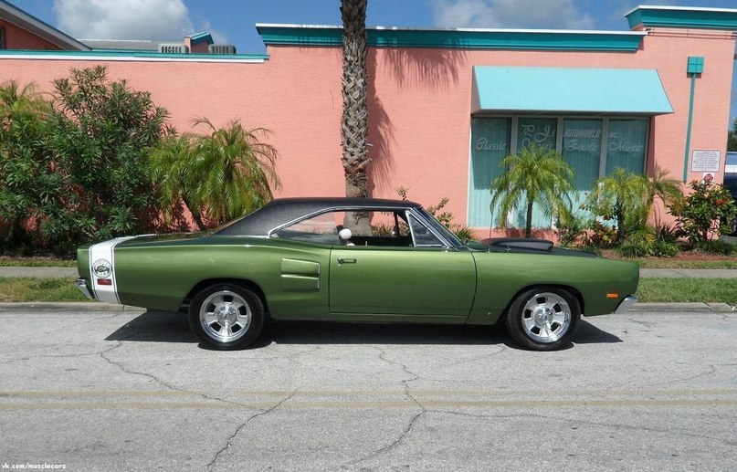 1969 Dodge Coronet Super Bee - 3