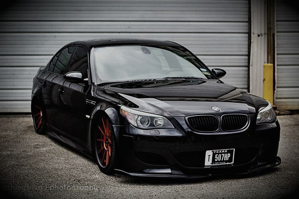 BMW E60.