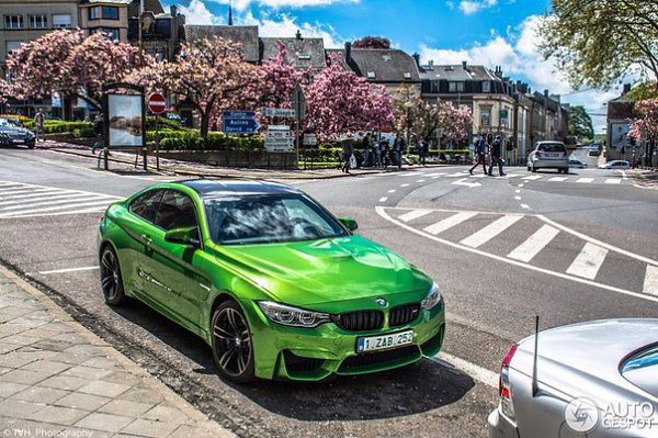 BMW M4