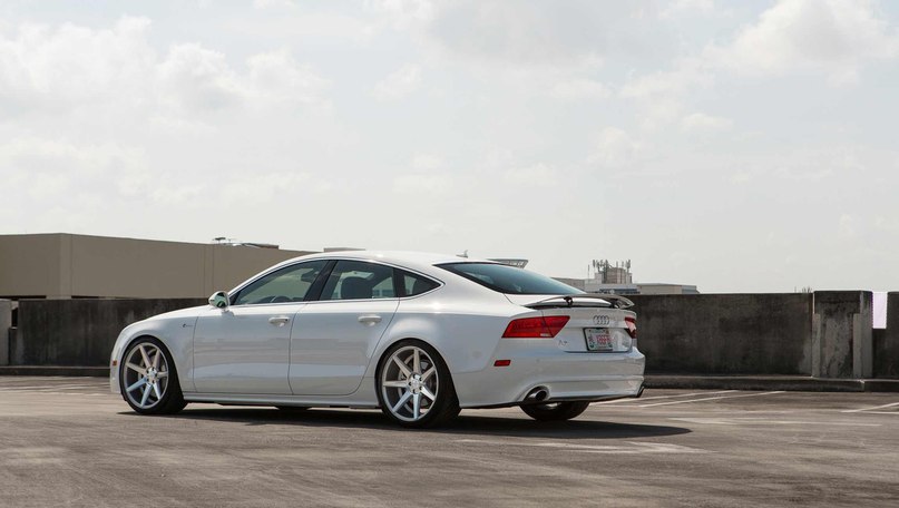 Audi A7.