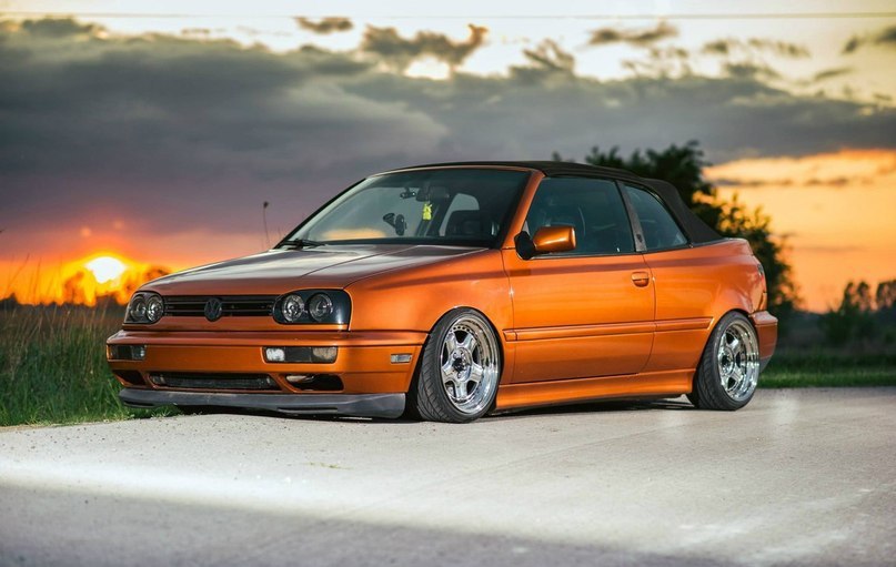 Volkswagen Golf Cabrio.