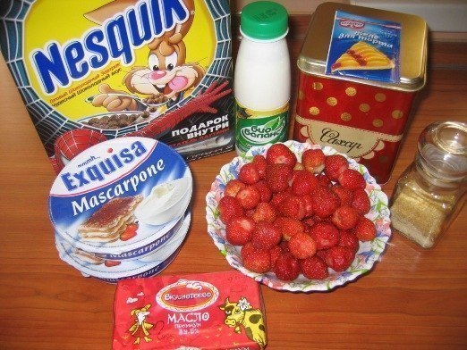Клубничный торт без выпечки.Легкий в приготовлении и при этом ОЧЕНЬ вкусный торт!Продукты:( на ... - 2