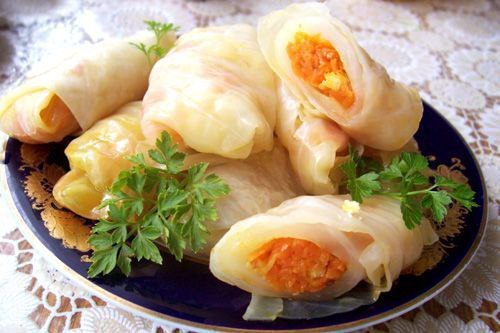 ОВОЩНЫЕ ГОЛУБЦЫ ПО-КОРЕЙСКИ.Продукты:Капуста - 10-12 листовДля начинки (500 г):Лук - 1/2-1 шт.Перец ...