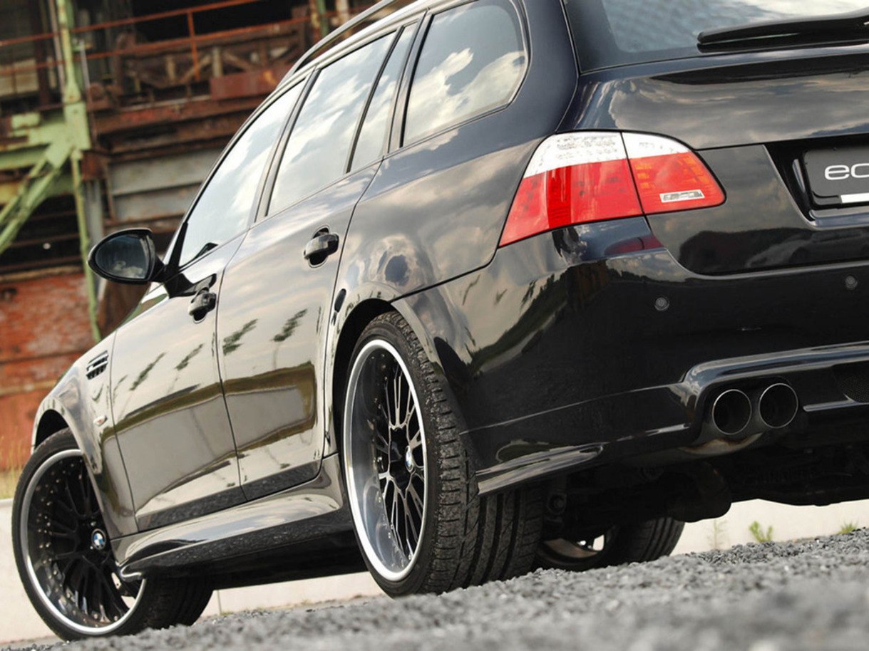 BMW M5 E61 Touring - 9
