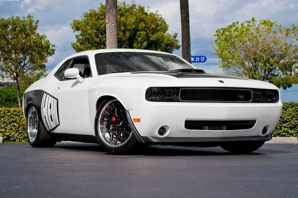 Dodge Challenger R/T. - 2