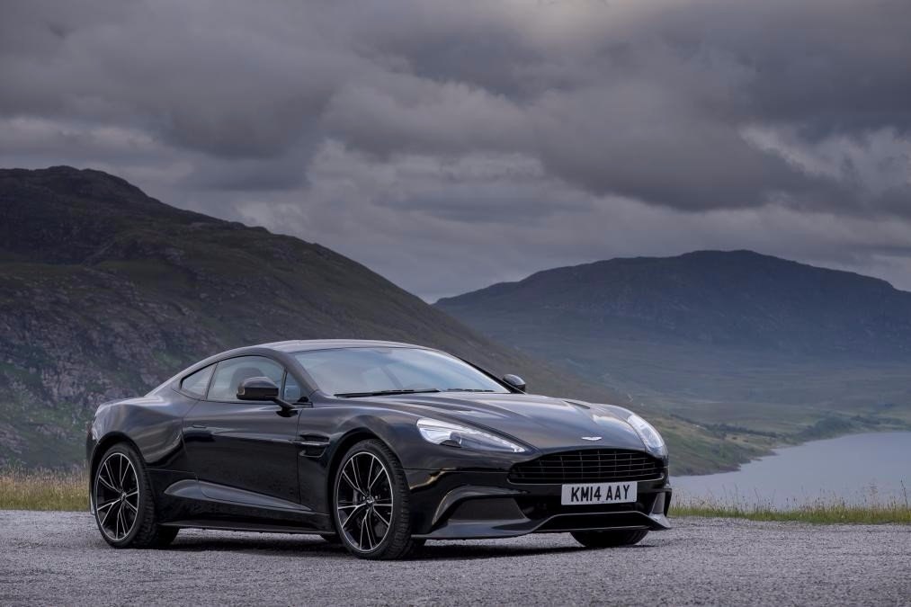 Aston Martin Vanquish.: 6.0 V12: 573 .. : 620  . : ... - 4