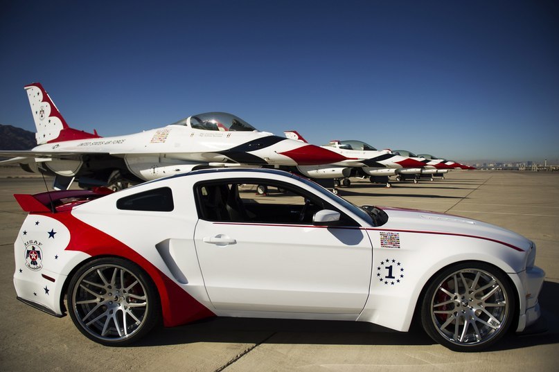 Ford Mustang GT U.S. Air Force Thunderbirds Edition. - 2