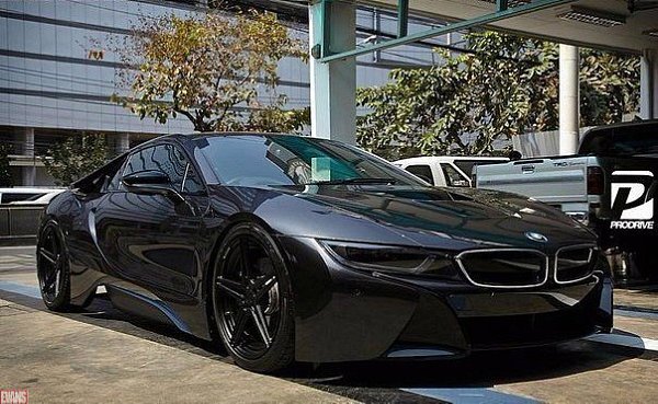 BMW i8