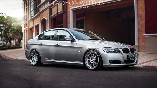 BMW E90 - 2