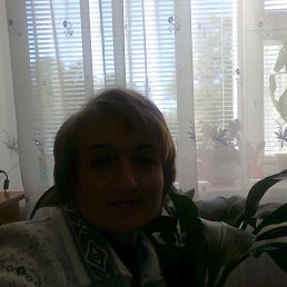 Lyudmila, 45, 
