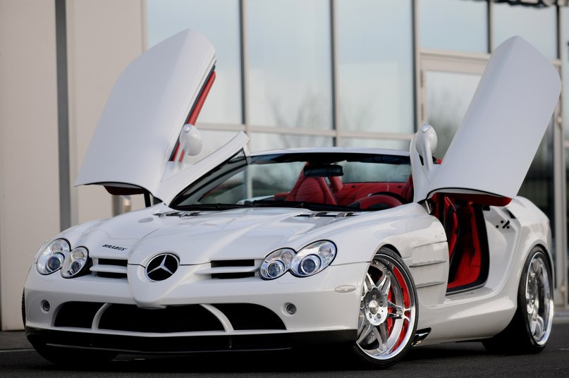 BRABUS SLR Roadster.