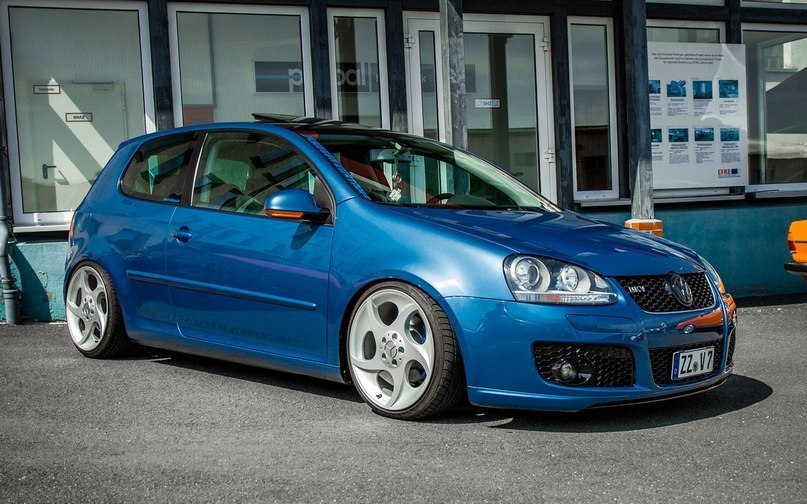 Volkswagen Golf GTI.