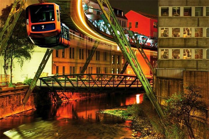  .Wuppertaler Schwebebahn.  .       ... - 5